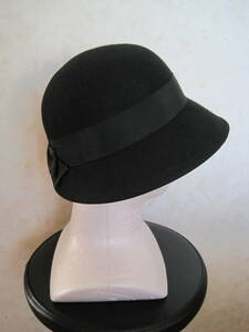★黒のフェルトの帽子・テープリボン・送料３００円★