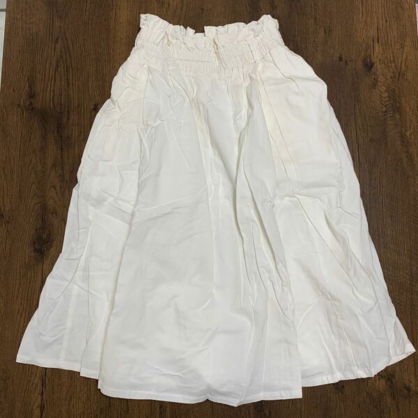関西ファッション連合 白スカート