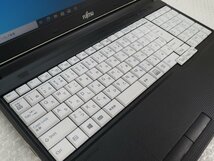 ●●富士通 FUJITSU LIFEBOOK A576/PX / i5-6300U / 8GBメモリ / 128GB SSD / 15.6型 / Windows 10 Pro【 中古ノートパソコンITS JAPAN 】_画像4