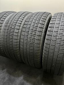 215/65R16 BRIDGESTONE/VRX2 18年製 スタッドレス 4本 ブリヂストン ブリザック アルファード ヴェルファイア (4-E253)