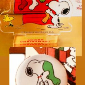 スヌーピー　PEANUTS Cafe クリスマスギフトBOX 缶バッジ・キーホルダー