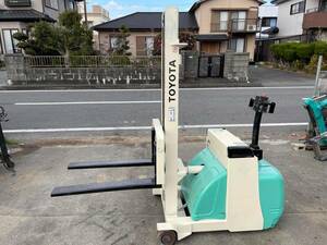 トヨタ ウォーキーフォークリフト 2HFW6 荷重600kg 最大揚高150cm バッテリー 0.6t TOYOTA L&F バッテリー新しい!!!!!OK!!OK!!