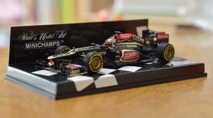 MINICHAMPS 1/43 LOTUS RENAULT E21 2013 キミ・ライコネン