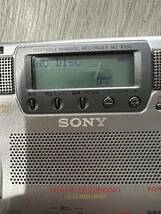 SONY　ソニー　MZ-B100 オーディオ機器　ポータブルミニディスクレコーダー　MDウォークマン　通電確認済_画像2