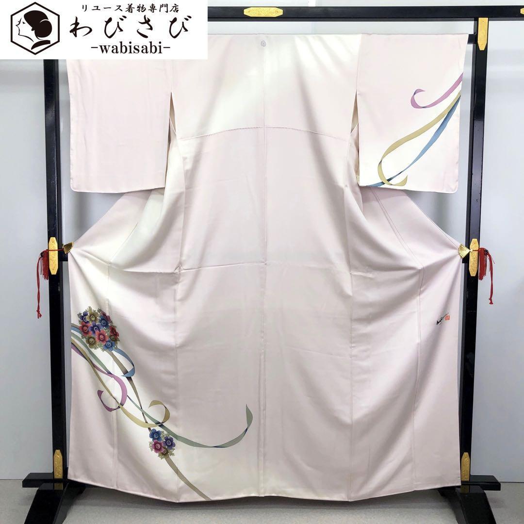 艺术家 Yonekura Saikano 的《Homongi Kimono》, 手绘, 现代花卉图案, 浅粉色, 高大尺寸, K-3114, 女士和服, 和服, 探访礼服, 现成