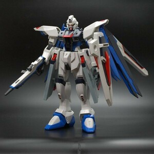 『ZGMF-X10A フリーダムガンダム プラモデル/バンダイ/28cm』機動戦士ガンダムプラモガンプラ完成品