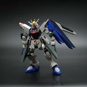 『ZGMF-X10A フリーダムガンダム プラモデル/バンダイ/12cm』機動戦士Zガンダムプラモガンプラ完成品