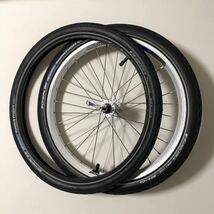 フロントホイール＋SCHWALBE シュワルベ マラソン 20インチ(406)2本＋チューブ2本セット_画像1