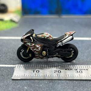 【ZZ-591】1/64 スケール ヤマハ YZF-R1 バイク フィギュア ミニチュア ジオラマ ミニカー トミカ