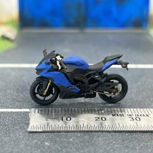 【ZZ-604】1/64 スケール カワサキ Ninja ZX-25R バイク フィギュア ミニチュア ジオラマ ミニカー トミカ