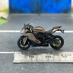 【ZZ-606】1/64 スケール カワサキ Ninja ZX-25R バイク フィギュア ミニチュア ジオラマ ミニカー トミカ