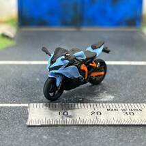 【ZZ-607】1/64 スケール カワサキ Ninja ZX-25R バイク フィギュア ミニチュア ジオラマ ミニカー トミカ_画像3