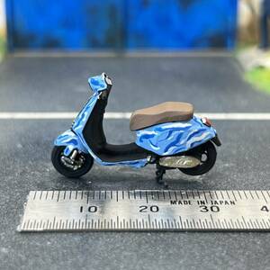 【ZZ-637】1/64 スケール ベスパ VESPA スクーター バイク フィギュア ミニチュア ジオラマ ミニカー トミカ