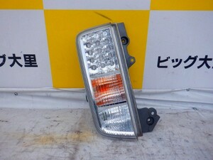 ニッサン エルグランド テールランプ　左　H24　TE52　26555-1JB3A　スタンレーP8960