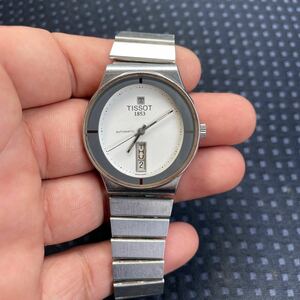 1円スタート中古 TISSOT ブランド自動巻き腕時計。
