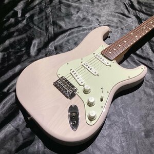 Fender MADE IN JAPAN HYBRID II STRATOCASTER / RW / US Blonde. три статья магазин .