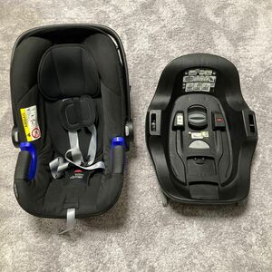 ベビーシート(Britax Romer BABY SAFE i-SIZE、FLEX BASE)