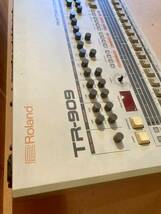 ■Roland TR-909 Rhythm Composer Drum Machine ローランド リズムマシン 銀ネジパネル オリジナル JUPITER-8 808_画像4