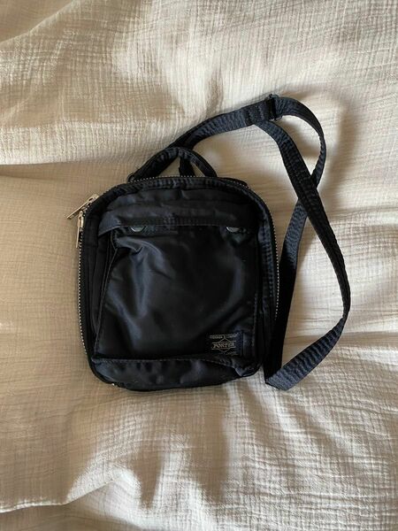 PORTER / TANKER SHOULDER BAG BLACK