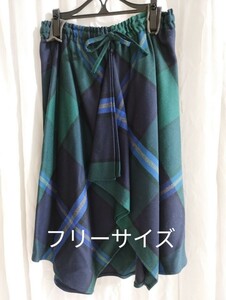 【ヨークランド】フリーサイズ 緑×紺×青チェック柄 アシメトリースカート ウール100％【Yorkland】