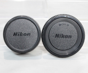111503 【美品 ニコン】 Nikon Fマウント ボディキャップ＆ LF-1 レンズリアキャップ