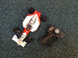 ★ McLaren　HONDA　Shell　などと記載された　ラジコンカー　ジャンク出品　１円スタート　ラジコン　radio controlled car