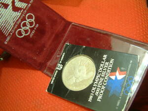 ロス・オリンピック　純銀メダルです。