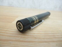 T71☆ 【 ＭINI ＭAGLITE ミニマグライト まとめ 2本 】 スペア電球 取扱い説明書 ケース付き セット 懐中電灯 ペンライト 231123_画像7