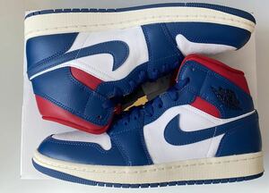 ナイキ エアジョーダン 1 ミッド WMNS AIR JORDAN 1 MID ホワイト/ジムレッド/セイ ル/フレンチブルー ウィメンズ US8.5 25.5cm スニーカー