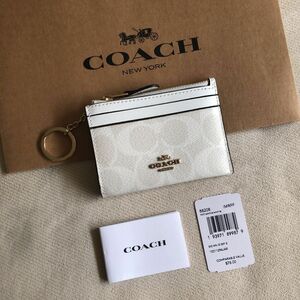 新品★COACH コーチ 定価17,600円 レザー コイン パス IDケース キーリング付き 