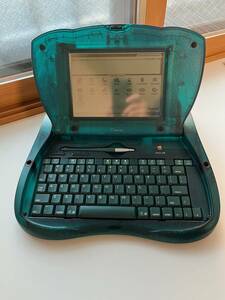 Apple Newton eMate 300 難あり