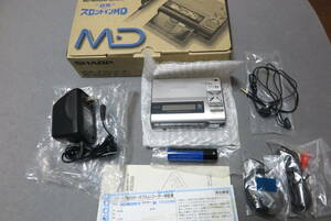 [ SHARP ]　MDポータブルレコーダー MD-MS200　(未使用)