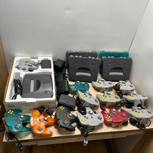 NINTENDO N64 ニンテンドー64 本体5台 コントローラ 13個 電源6個　まとめて　現状品