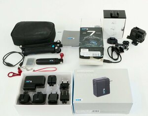 ●【中古品】GoPro HERO7 BLACK ＋ アクセサリー多数（おまけ）【充電・撮影確認済 / 初期化済】'