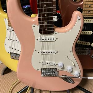 Squier FSR AFFINITY 2013限定モデル　アルダーボディ　シェルピンク