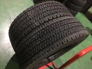 x913-3-11 ☆295/80R22.5 BS W999 中古2本set！ Bridgestone Studless 202010製♪ k170