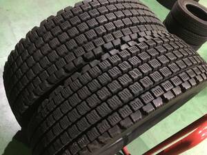 x926-3-11 ☆295/80R22.5 BS W910 中古2本set！ 202009製 残溝20～19ｍｍ 中古Studless Bridgestone♪ k170