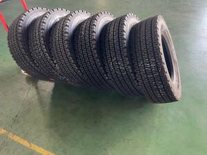 B17-3-12 ☆265/70R19.5 17-16ｍｍ 2017年 中古6本セット W900 ブリヂストン スタッドレス k270