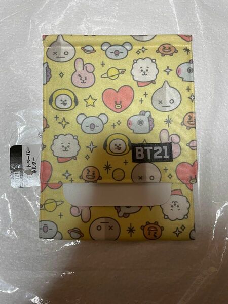 BT21 トイレットペーパーホルダー　イエロー