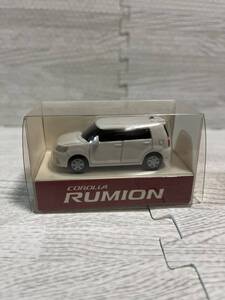 トヨタ カローラルミオン RUMION 前期 非売品 ミニカー ホワイトパール