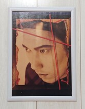 送料無料★額装品★布袋寅泰（COMPLEX）tomoyasu hotei／1989年／ポスター風広告／デザイン／A4サイズ額入り／アートフレーム／貴重広告_画像1