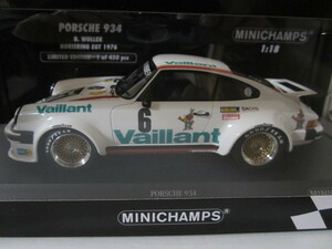 ミニチャンプス 　1/１８ Porsche ポルシェ９３４（ホワイト色）