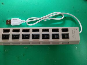 ★USB HUB2.0 ７ポート（白）uh7p1203-01