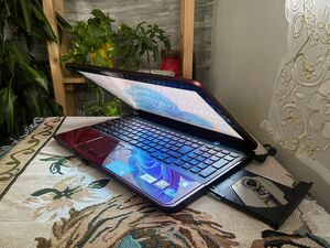 富士通 LIFEBOOK AH77/H i7&Windows11ノートPC