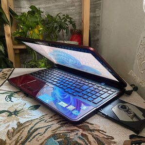 富士通 LIFEBOOK AH77/H i7&Windows11ノートPC