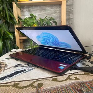 NEC 早い者勝ち 大容量メモリすぐ使えるスリムなノートパソコン