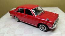 スケール 1/43 NISSAN BLUEBIRD 1600 SS 1969年！ 日産 ブルーバード SSS ！ 国産名車コレクション！アクリルケース付き！_画像7