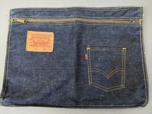 リーバイス　クラッチバッグ　1960年製　赤タブ　BIGE　イエローステッチ　Levi''s　ビッグE　USA製 ビンテージ　ヴィンテージ　非売品　