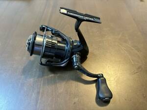 シマノ 19ヴァンキッシュ C2000S SHIMANO 19 Vanquish スピニングリール 中古品