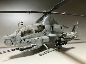 1/35アメリカ海兵隊　AH-1Z ヴァイパーシャークマウス